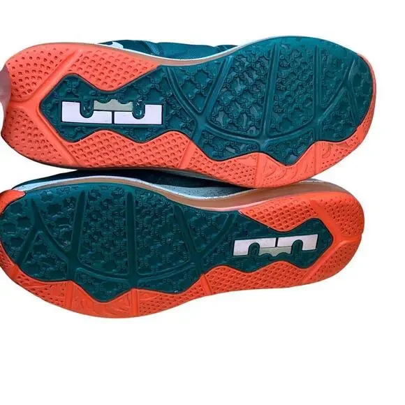 Nike Lebron 11 Low Biscayne 2014 Mens Basketball Sneaker Mystic Green - Size 9.5 - Picture 6 of 11